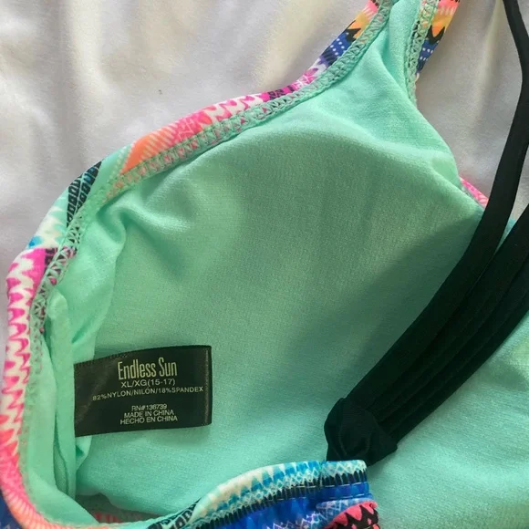 Nwot endless sun bathing suit top size x large multi colors - Picture 3 of 3